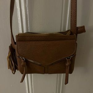 EUC carmel crossbody